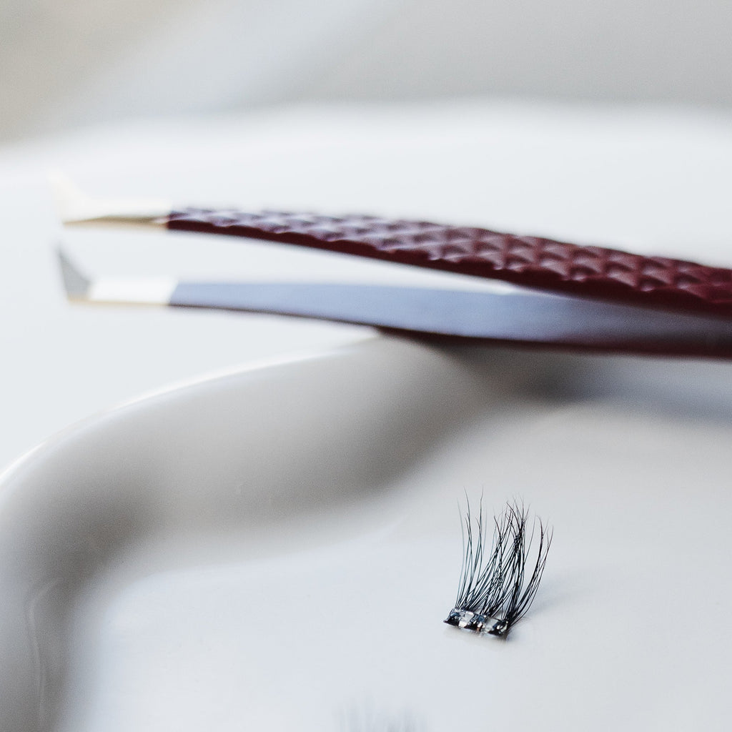 ROVE LASH TWEEZERS - PRECISION ZERO-STICK LASH APPLICATOR TOOL